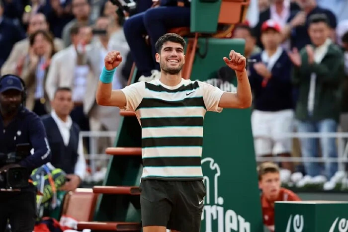 Najdłuższy finał w historii 'Roland Garros'. Sinner i Alcaraz pokazali fantastyczną grę