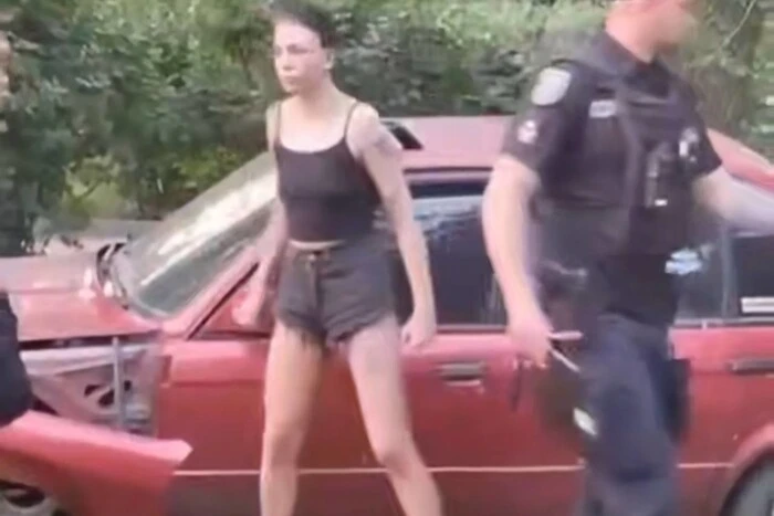 Na Dniepropietrowszczyźnie pijana kobieta w BMW ledwie nie potrąciła dzieci