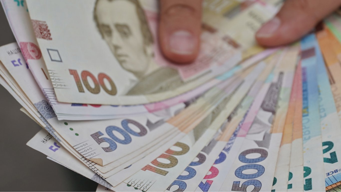 Emerytom zostanie dopłacone 1,2 tys. UAH w 2025 roku - kto ma prawo