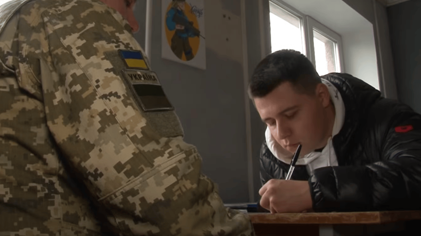 Jak legalnie uchylić się od mobilizacji - poradnik prawnika
