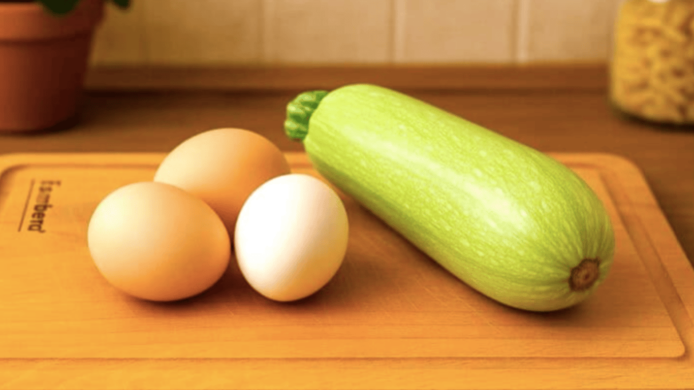 1 Zucchini + 3 Eier — ein sehr schmackhaftes, günstigstes Sommerfrühstück