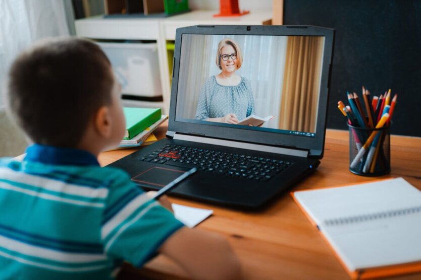 Ministerstwo Edukacji Zmieniło zasady nauczania zdalnego: co się zmieni